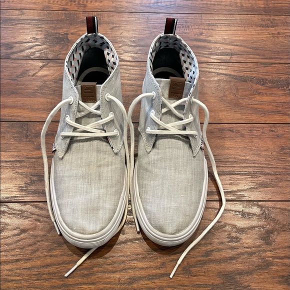 Ben Sherman Chukka / High Top Sneaker - Picture 1 of 16